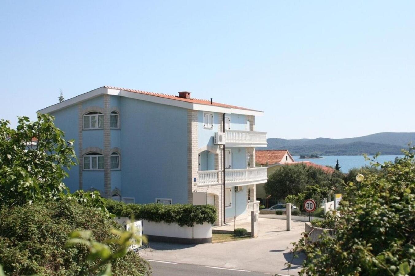 Apartments Vese Sveti Petar  Exteriör bild